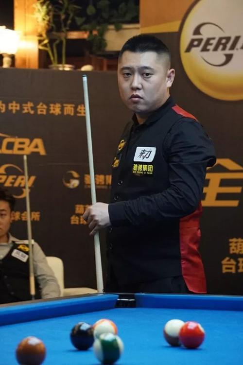 马卡：裁判对皇马多次给出黄牌，而巴萨对手得到了更多黄牌