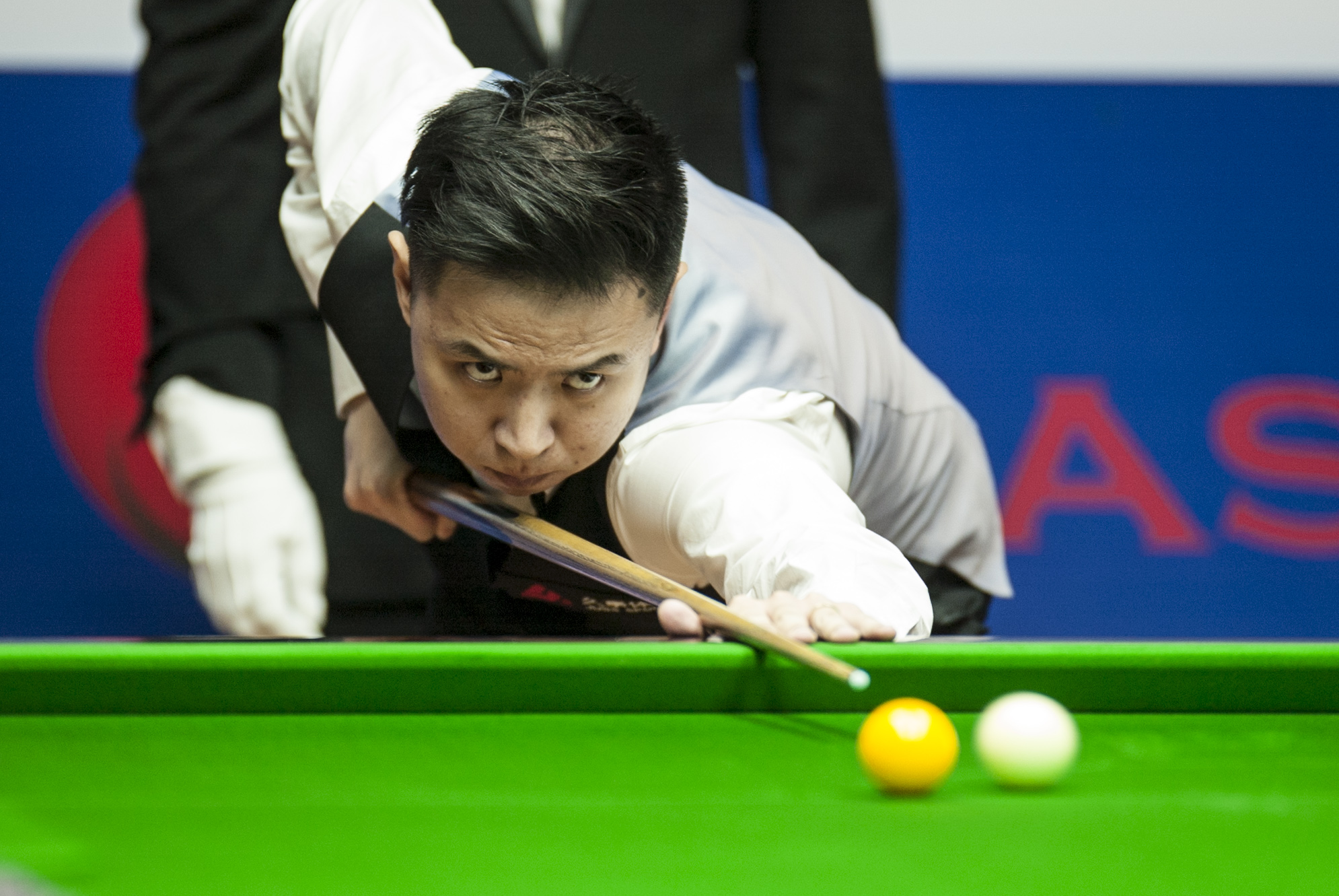 出了极强的 出了极强的