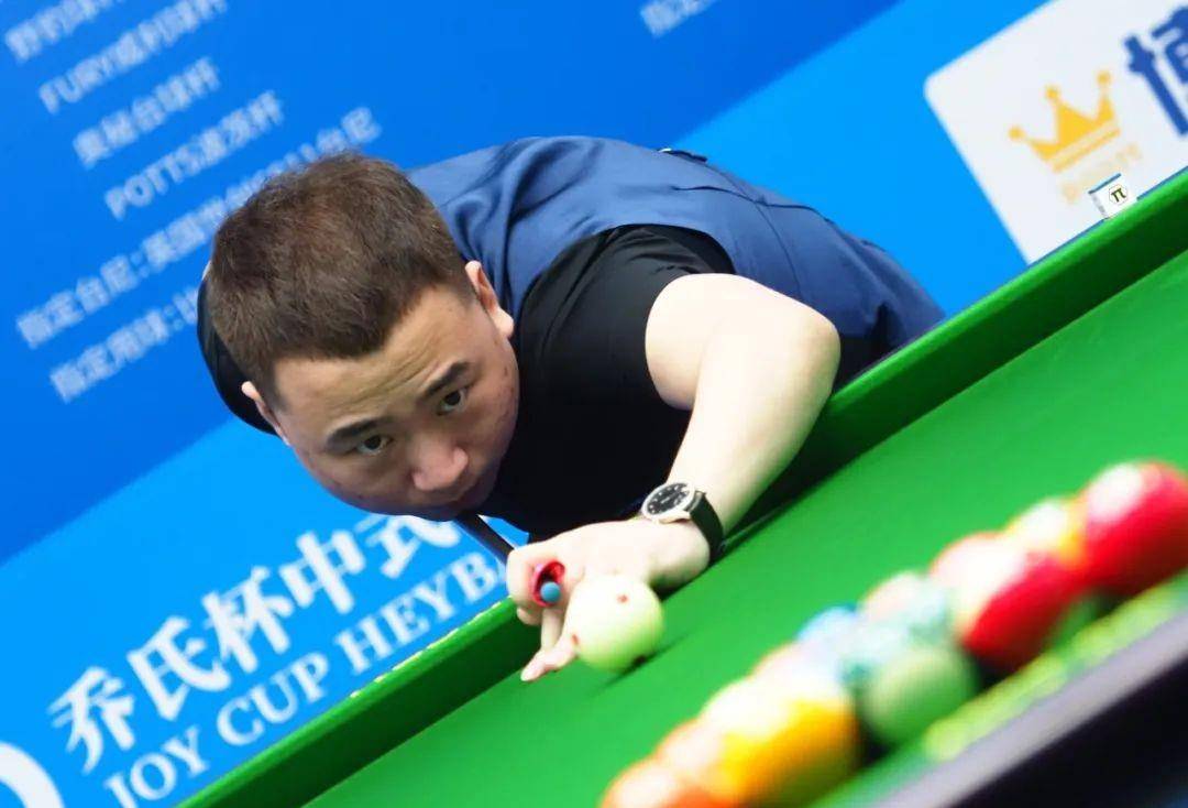 手并列领先 手并列领先